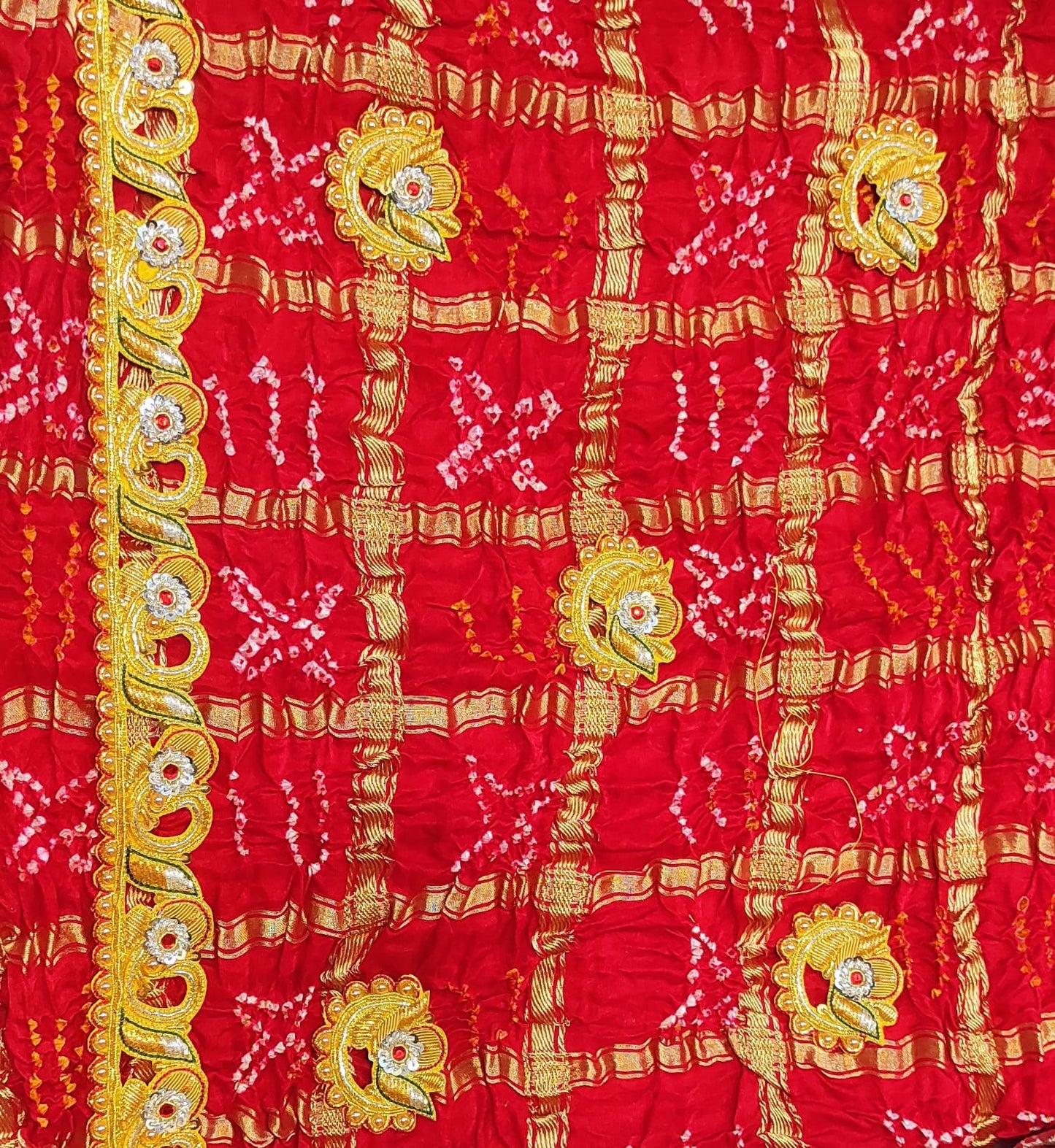 Pure saccha maal odna available in all fabrics Ghatchola, Bhandhej, Ojaria ✨️