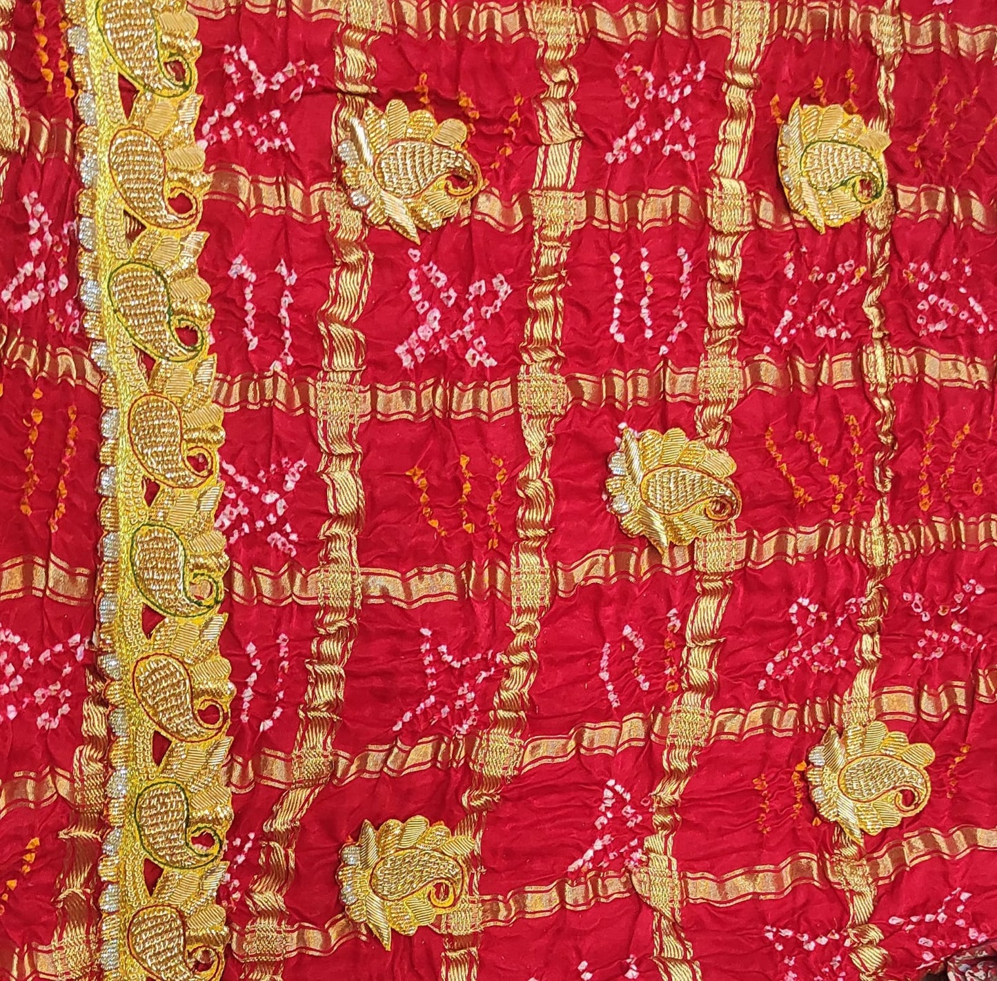 Pure saccha maal odna available in all fabrics Ghatchola, Bhandhej, Ojaria ✨️