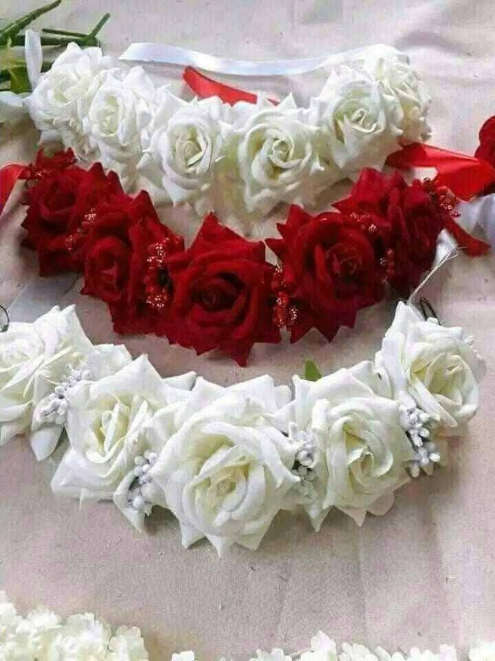 Velvet Rose Handcrafted Gajra for Hand & Hair – Pack of 2 | Elegant Floral Accessory 🌹