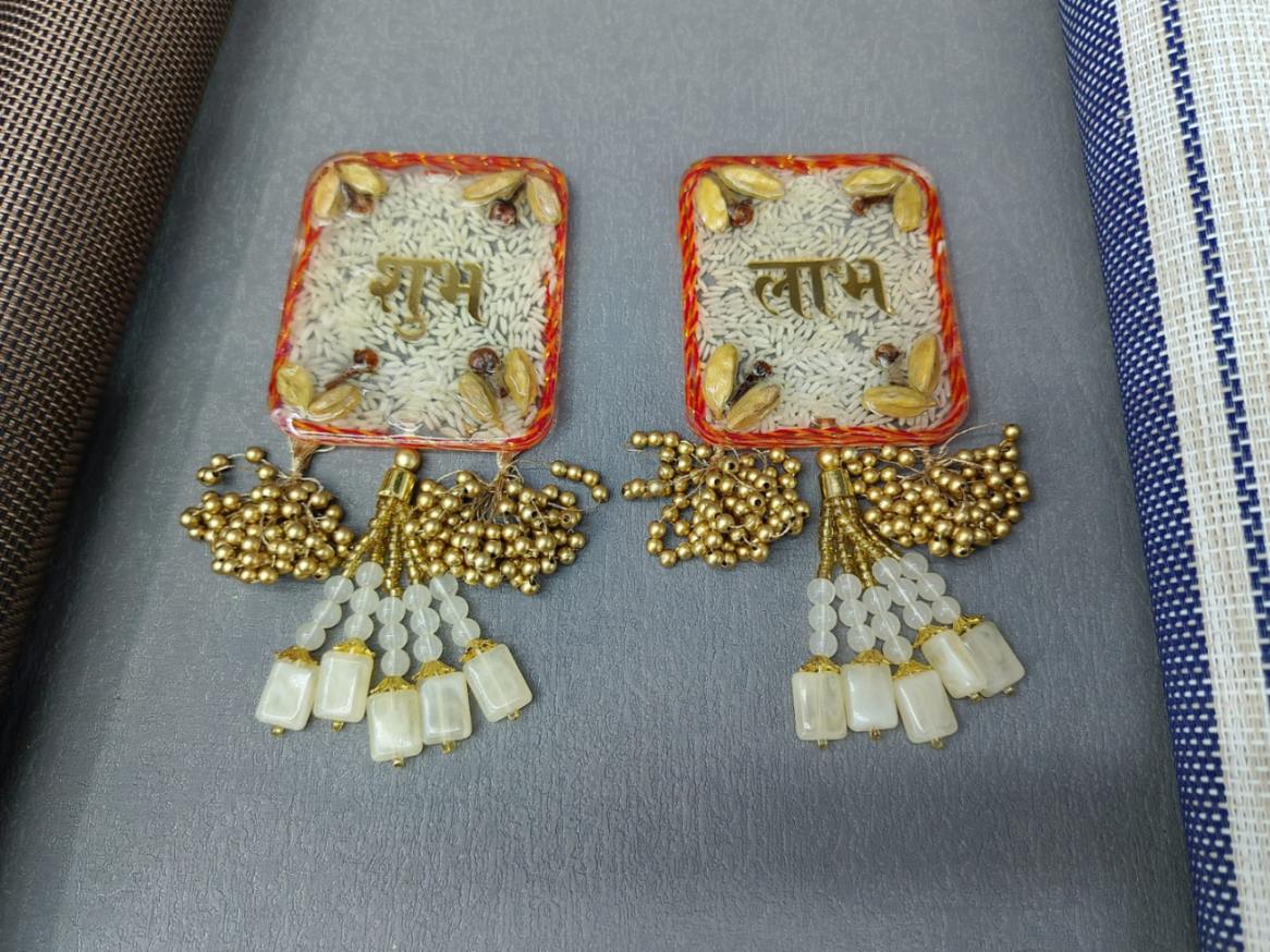 Long Elaichi Chawal pearl good vibes Handcrafted Hanging 💫 5.5*inch