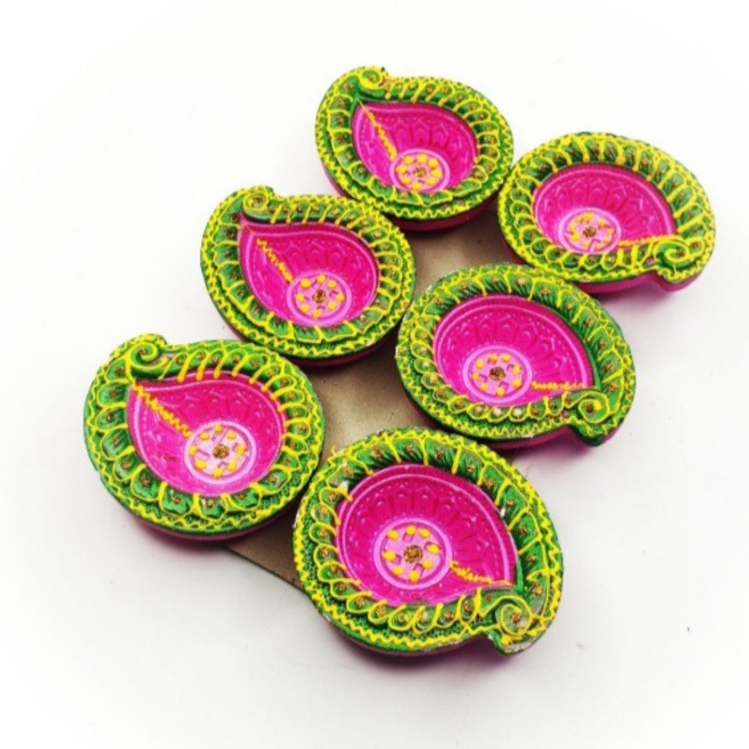 Rangoli design terracotta diya 🪔 pack of 6 size 2.5*inch color: Assorted