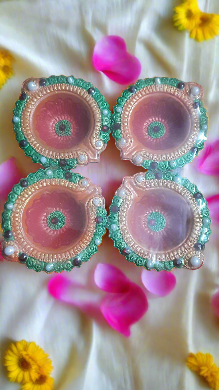 Beautiful colorful pearl hand made terracotta diya 🪔 pack of 4