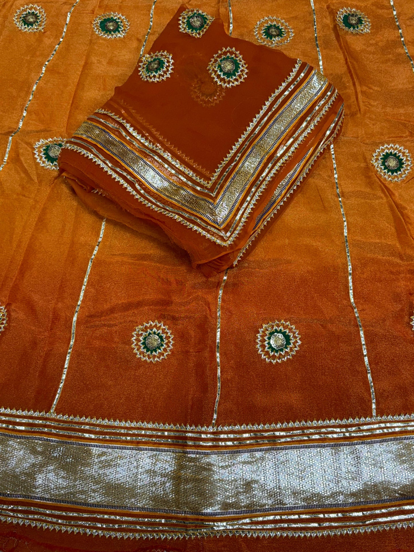 Tissue fabric pyor odhni Partywear Rajputi poshak