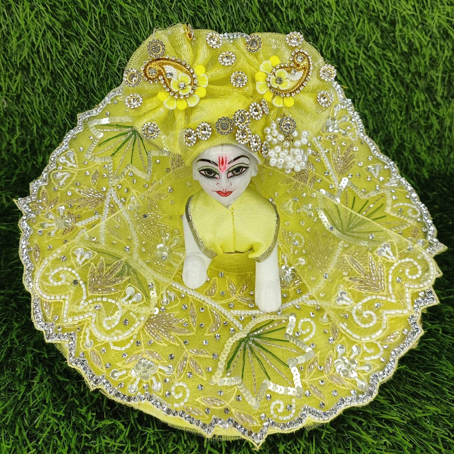 Heavy designer Ladoo gopalji poshak size 6inch