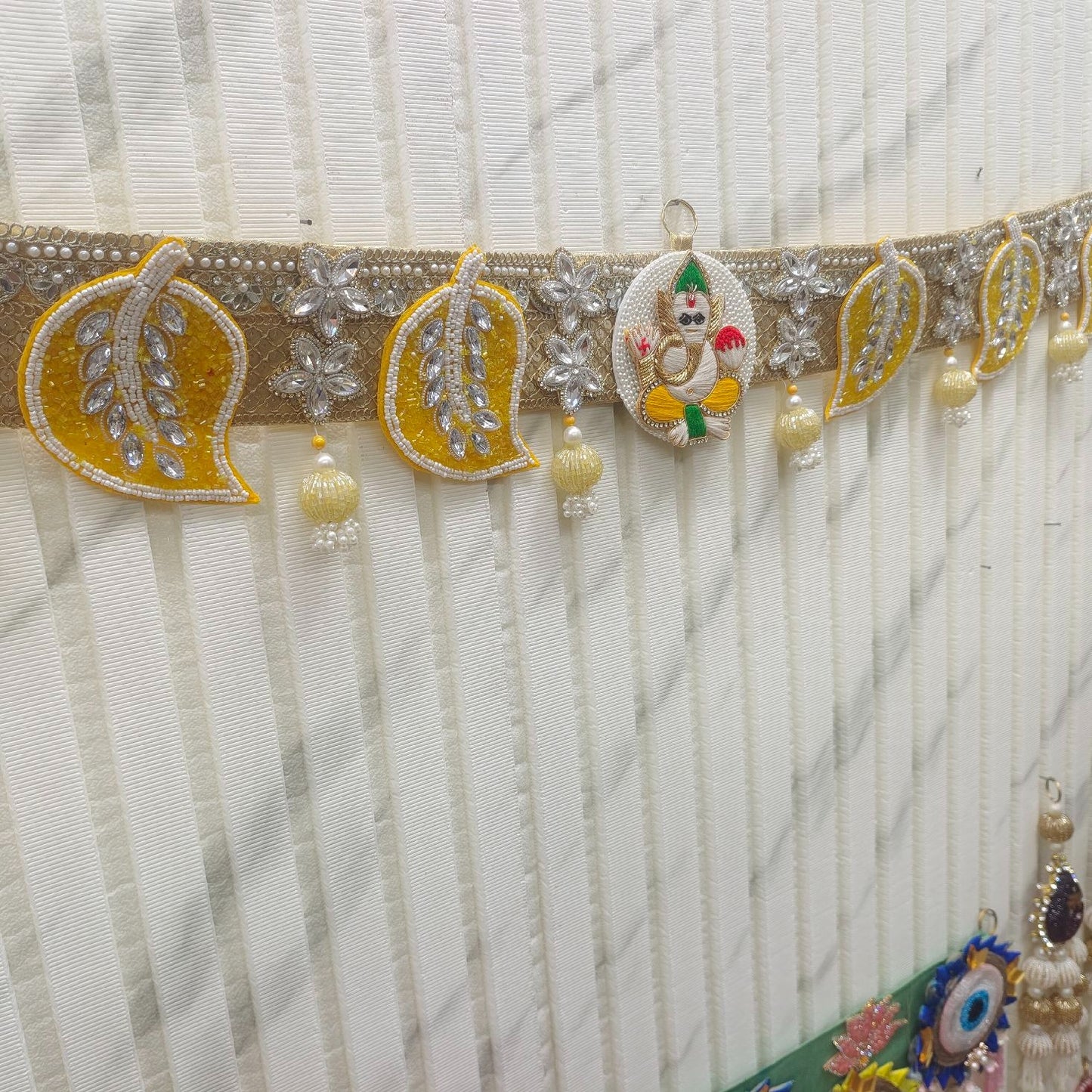 Aam Patta Ganpati design beautiful Bandarwar/Toran 40"inch