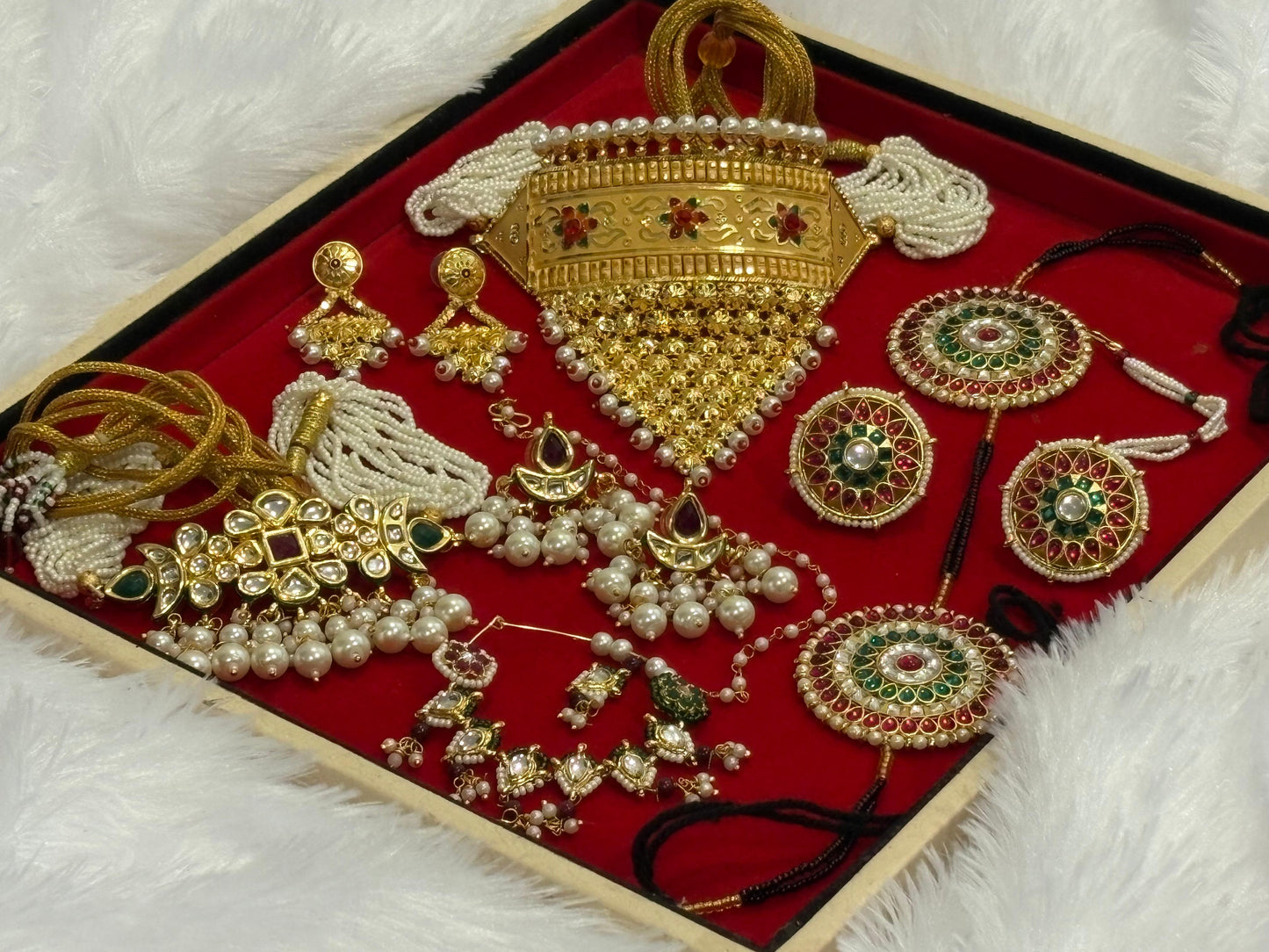 Meenakari chokor Traditional combo set jewelry