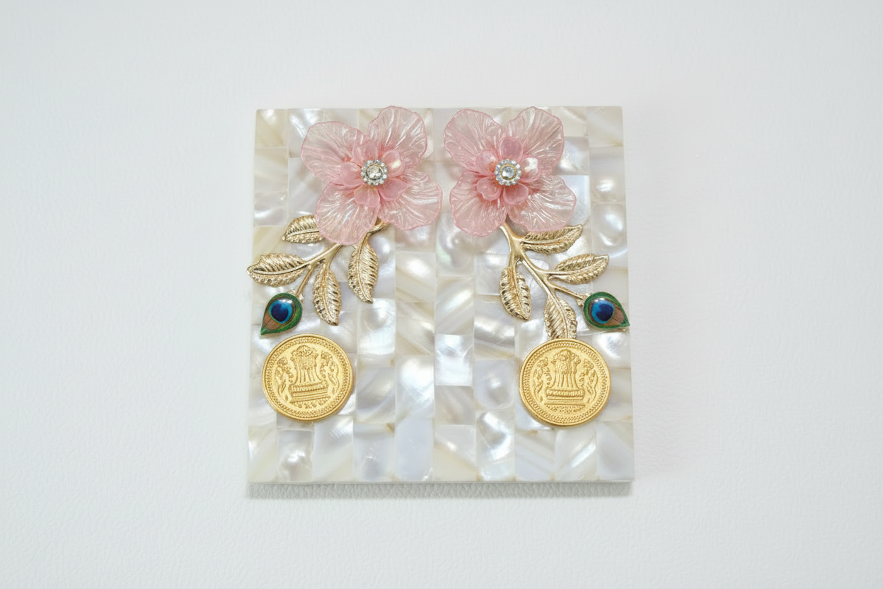 Handcrafted Mother of Pearl Coin Platter (4 inch) – Elegant Money Platter for Wedding, Shagun & Festive Gifting