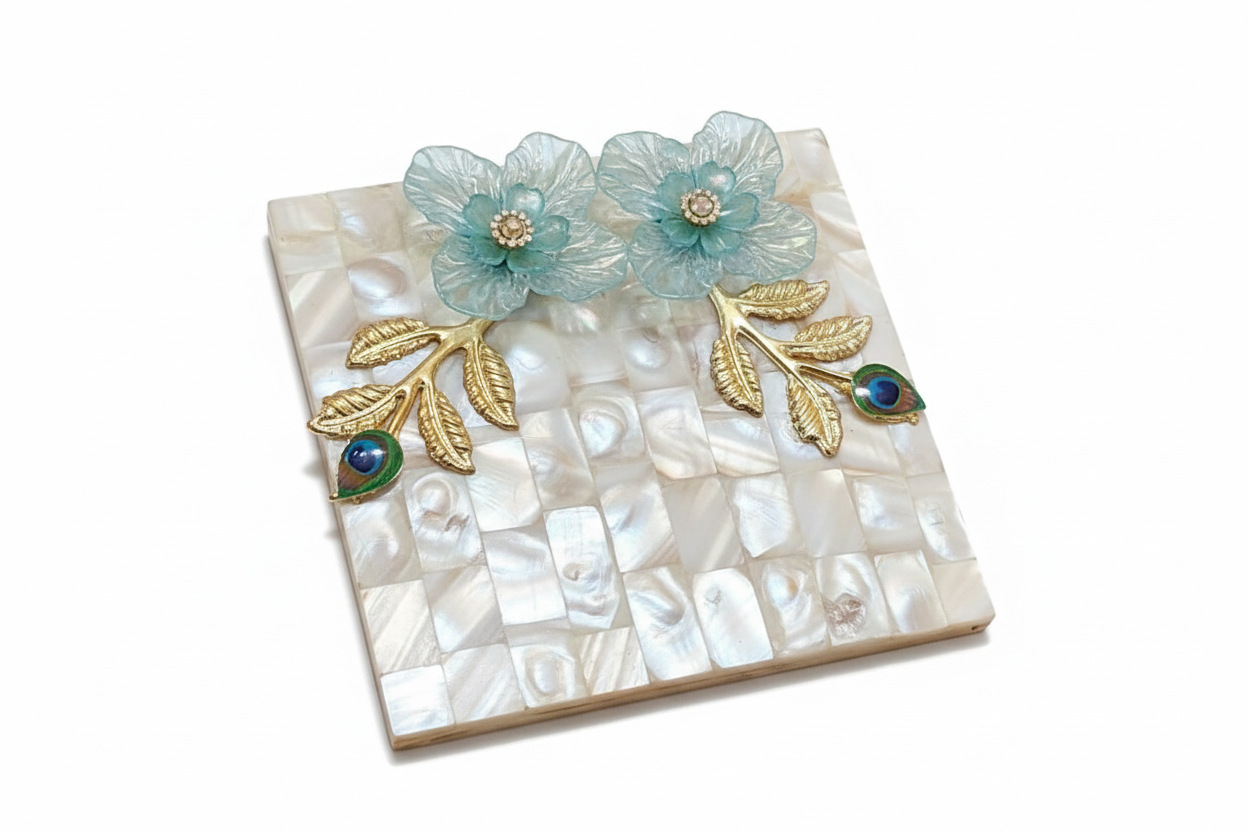 Handcrafted Mother of Pearl Coin Platter (4 inch) – Elegant Money Platter for Wedding, Shagun & Festive Gifting