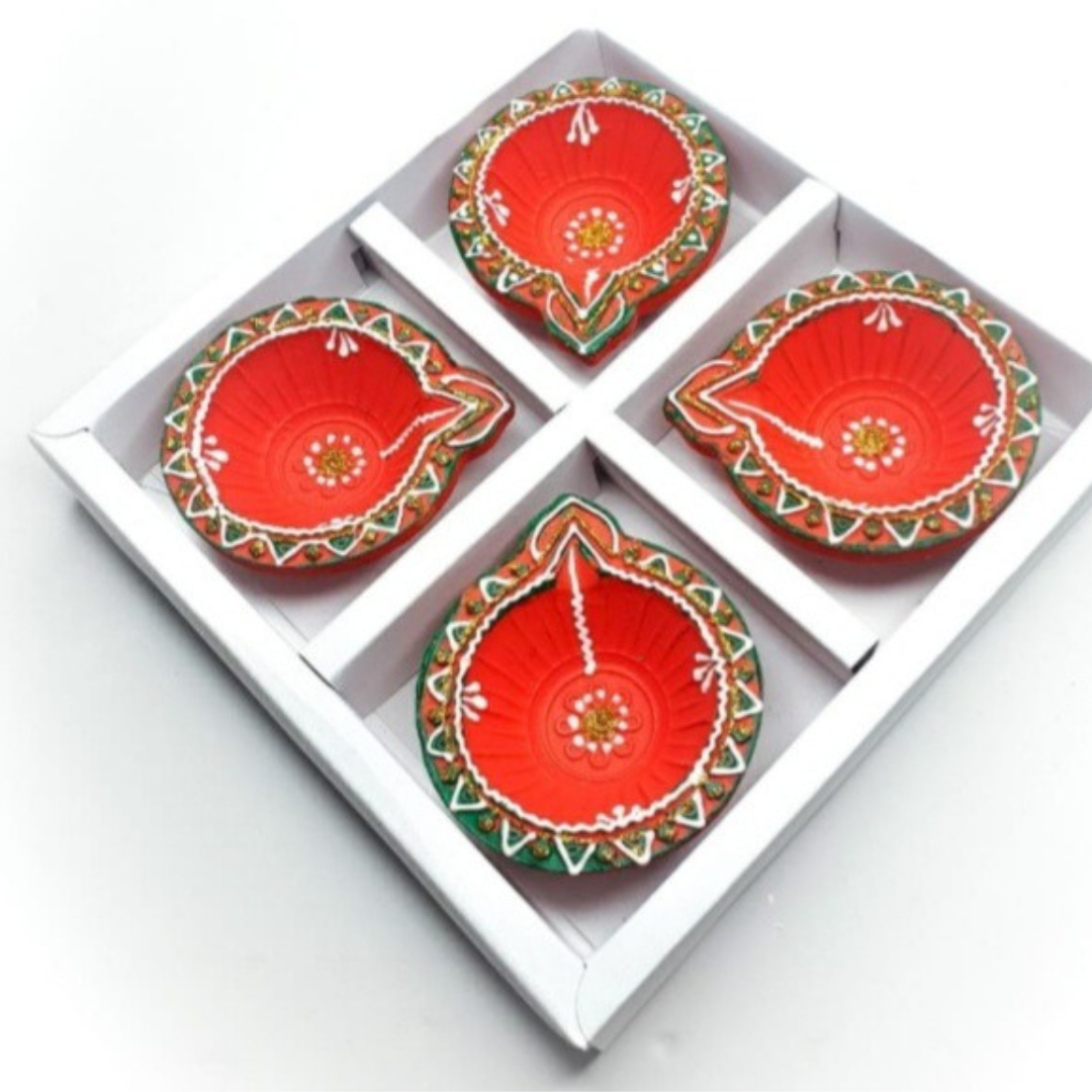 Swasthik design & Designer Mitti ke diye 🪔 ✨ pack of 4 size 3*inch