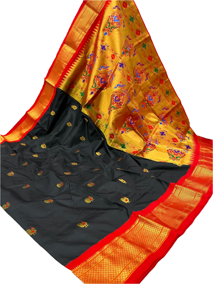 Kadiyal Border Peacock Design Pure Silk Paithani Saree | Designer Wedding Paithani