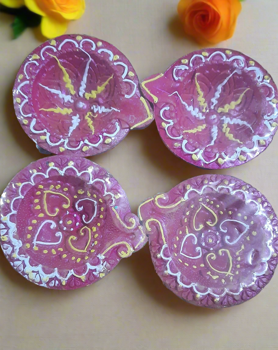 Traditional design terracotta diya 🪔 pack of 4   size 3* inch