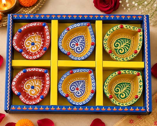 Handmade traditional terracotta diyas 6 piece set for Diwali decoration