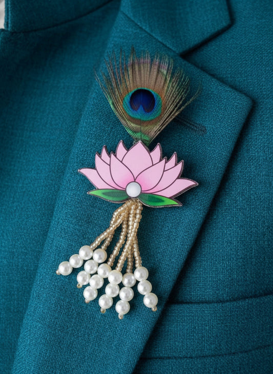 Mor pankh lotus welcome brooch with peacock feather-inspired detailing for Indian wedding guest swagat, baraat welcome, and traditional ceremonies, pack of 50