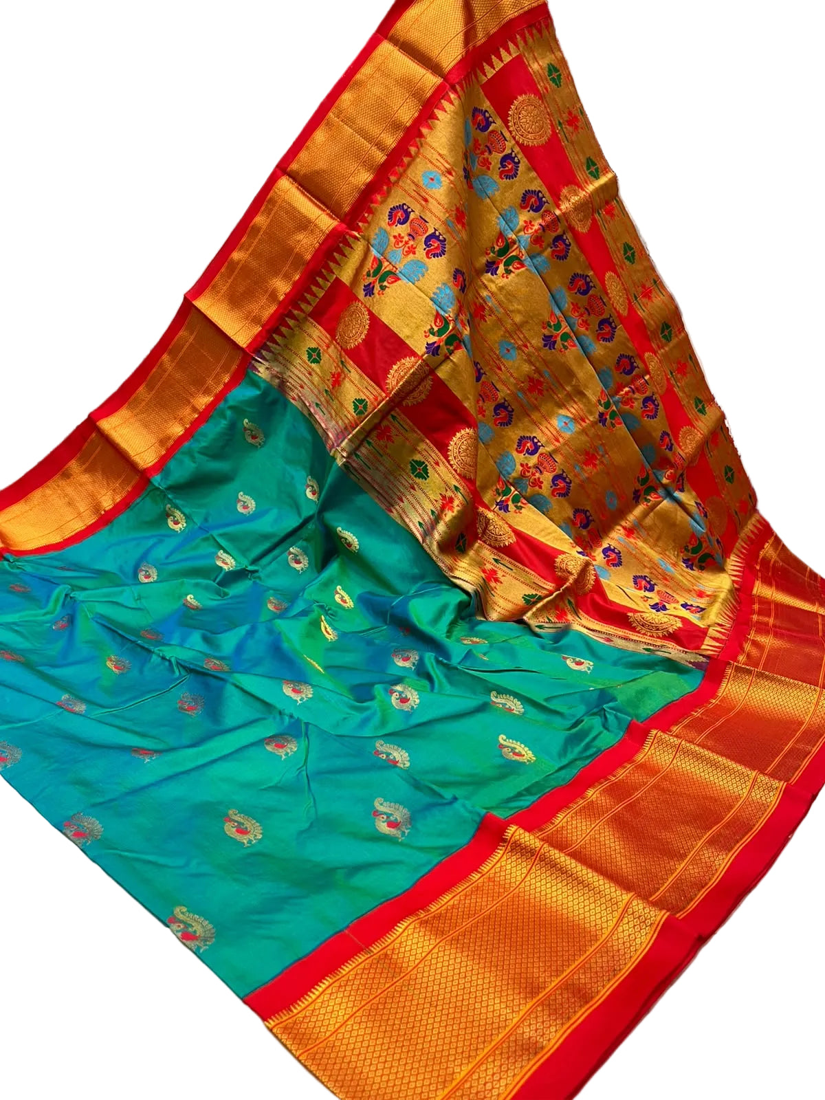 Exquisite Paithani Handwoven Pure Silk Saree – Certified Authentic Silk
