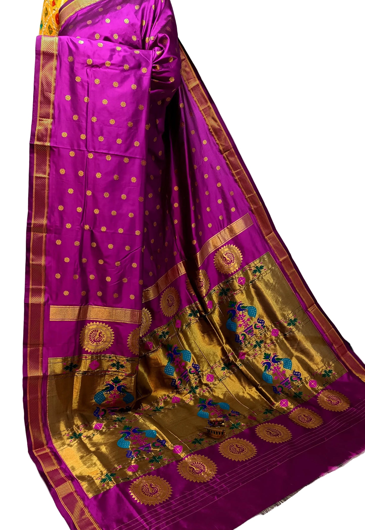 Maharani Kalanjali Handwoven Pure Silk Paithani Saree – All Over Butta with Royal Pallu