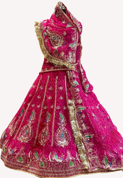 DESIGHNER 5 MTR GHER VINTAGE CHUNNARI POSHAK