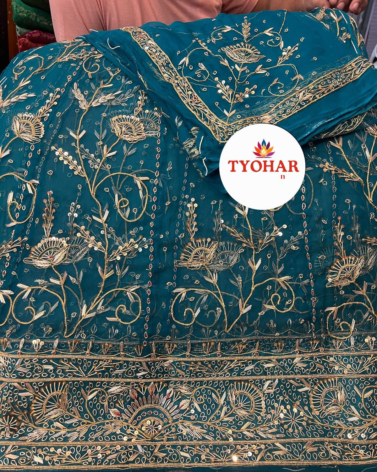 Royal Heavy Thakurji Poshak – Bridal Jardozi Dabka Handwork with Pure Odhna