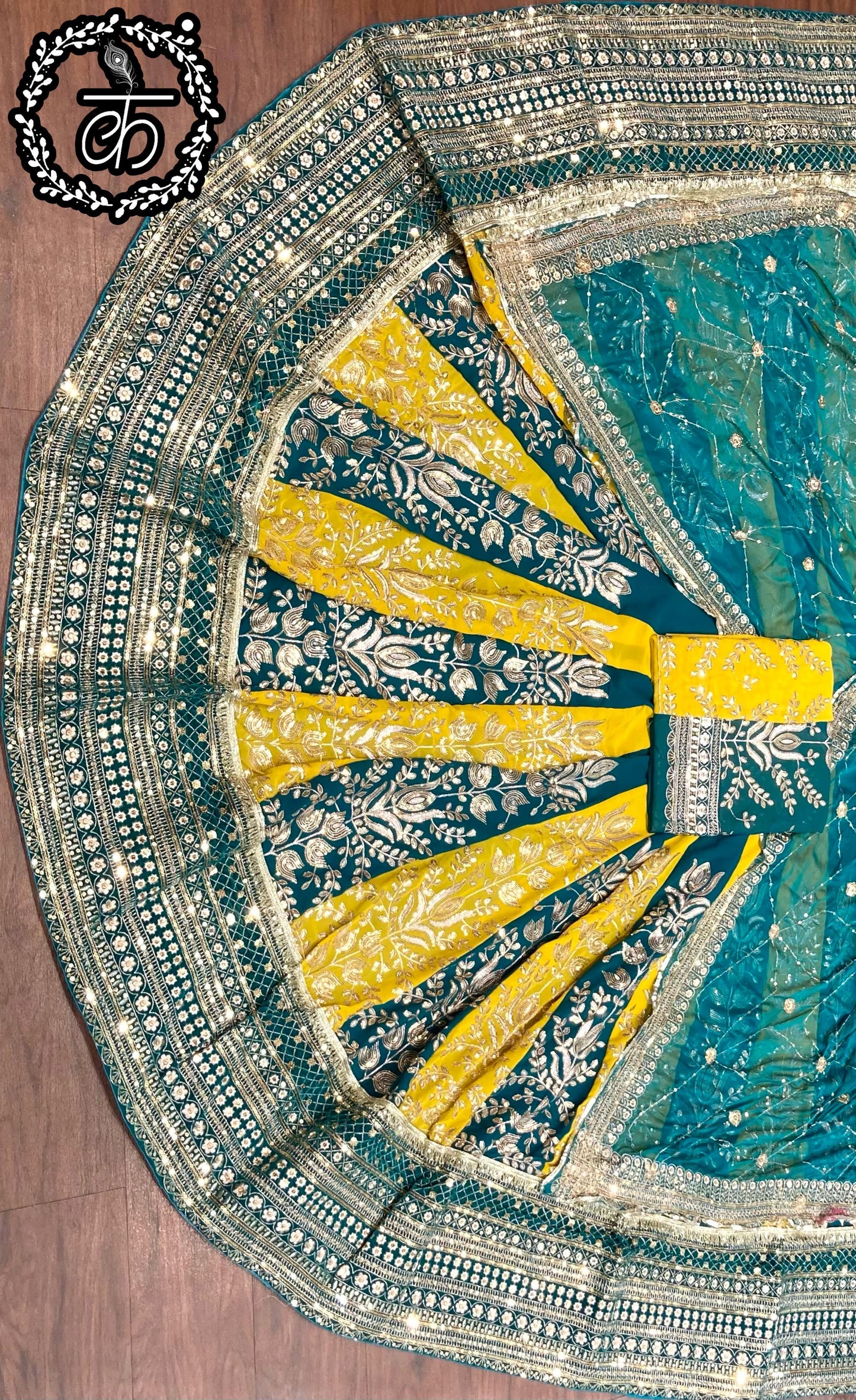 Designer 4 Mtr Gher Poshak - Pure Georgette, Heavy Velvet Zari Work