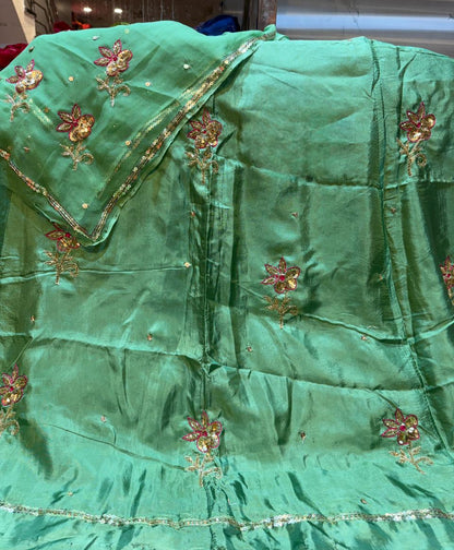 KATDANA TAARA ZARI RESAM HAND WORK BUTIQUE UPADA PYOR POSHAK