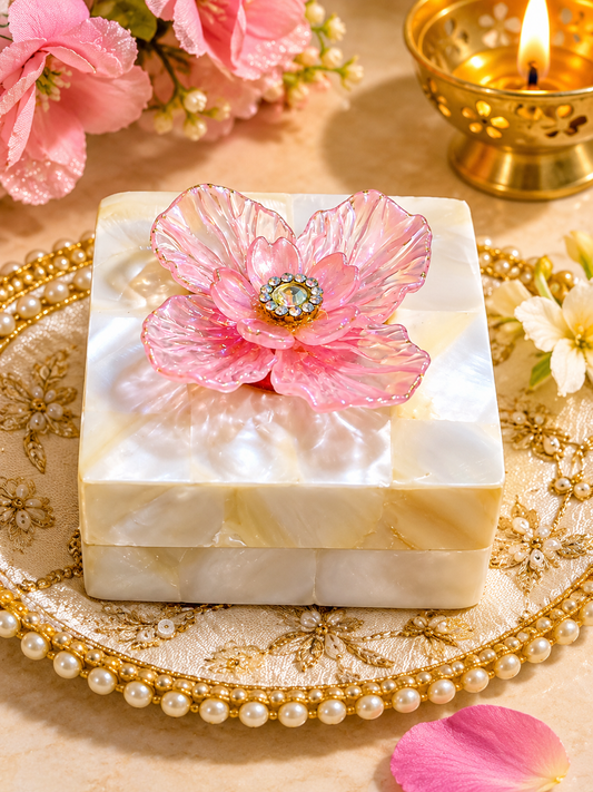 Elegant Handcrafted Mother of Pearl Ginni/ Jewelry box
