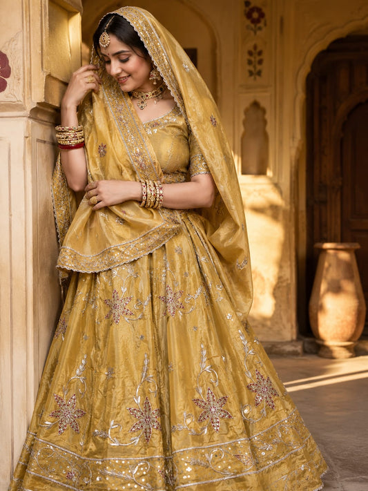 Heavy Dabka Jardoji Rajputi Poshak with Pure Odhani | Natural Silk Handwork