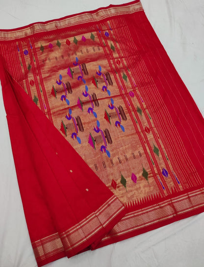 Traditional Yeola Paithani Saree – Pure Silk Handloom with Shoulder Butti & Silk Mark