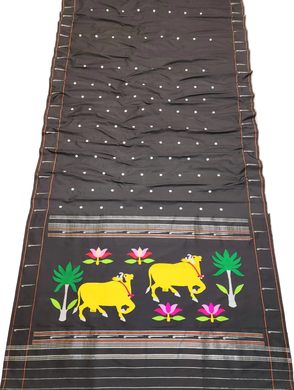 Handloom Single Muniya Pure Silk Paithani Saree | Self Border | Silk Mark Certified