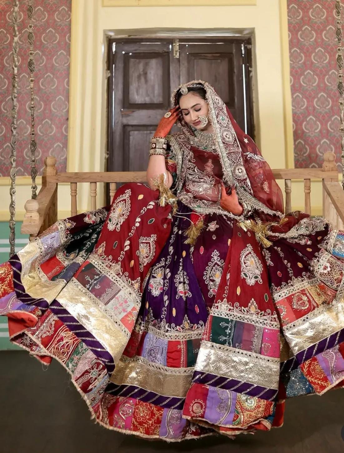 DESIGHNER 6 MTR GHER Premium Qualitya Crep silk Fabric with Royal pure OdhaniHevy Fancy Boder work  Royal Rajputi poshak