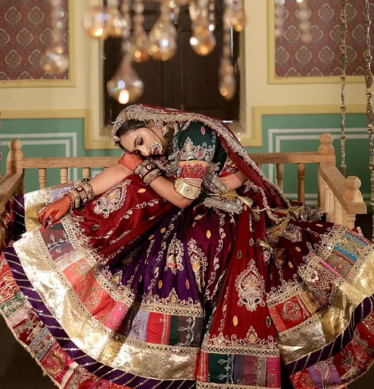 DESIGHNER 6 MTR GHER Premium Qualitya Crep silk Fabric with Royal pure OdhaniHevy Fancy Boder work  Royal Rajputi poshak