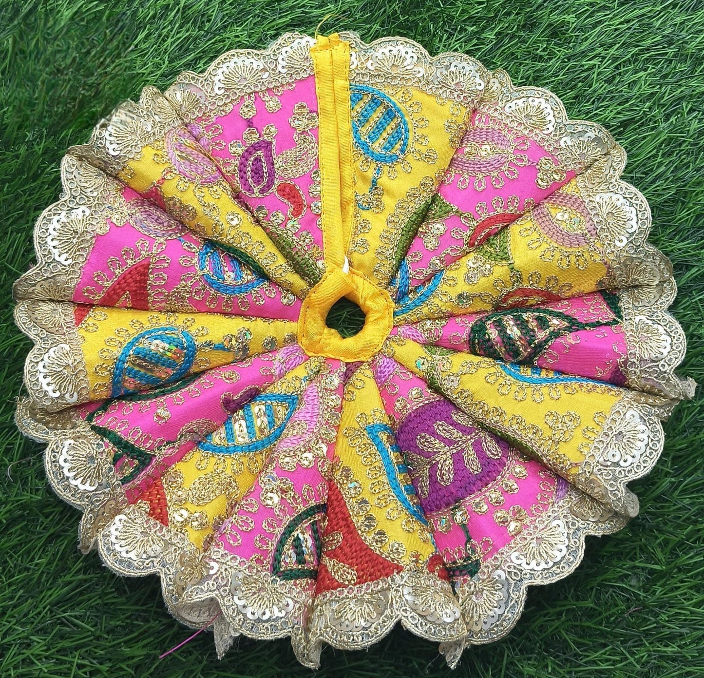 Heavy Designer Trending kanhaji poshak only size available 10inc 12 inch