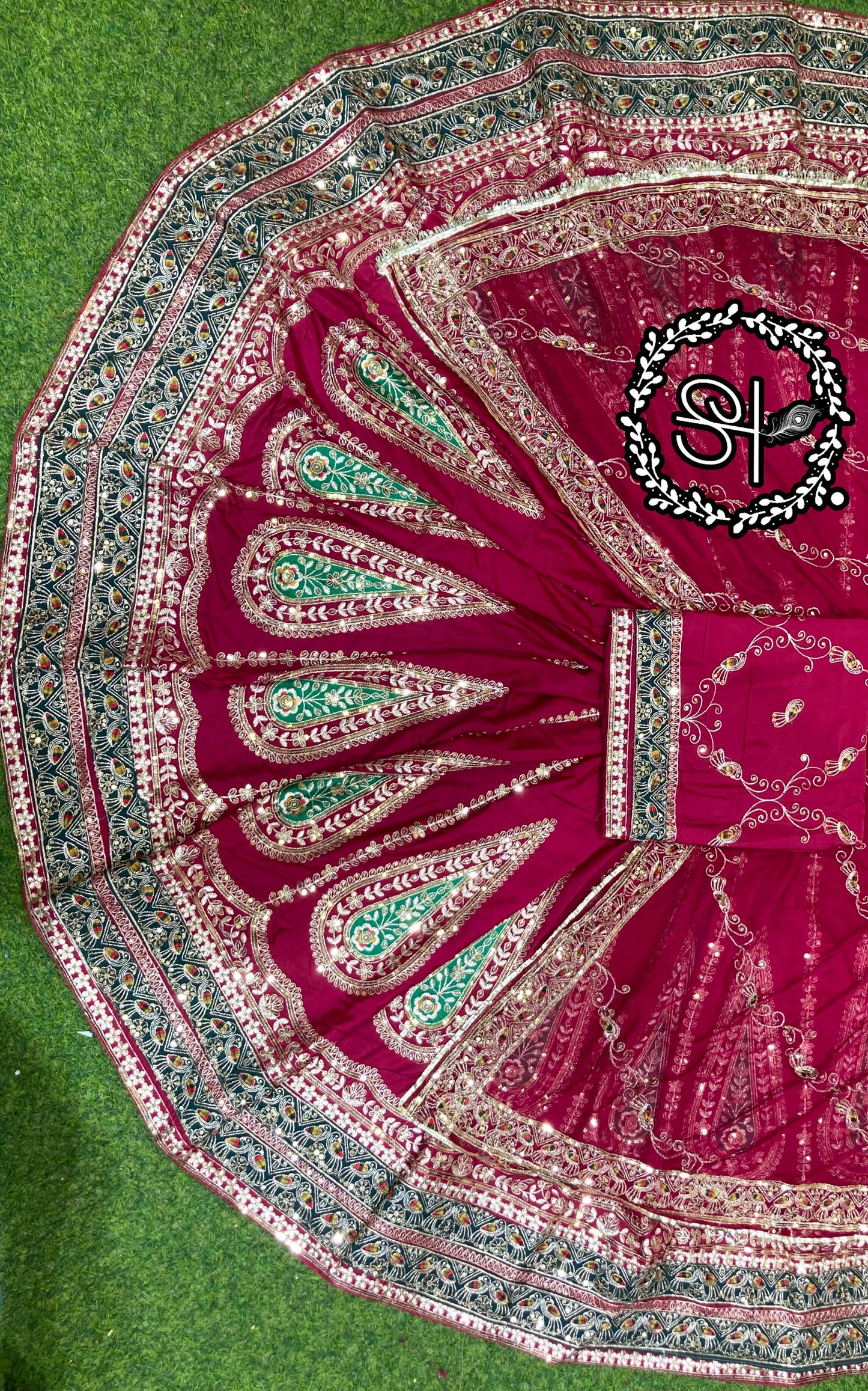 Designer 4 MTR Gher Crepe Silk Rajputi Poshak with Pure Humrahi Odhni & Vintage Zari Velvet Patch Work