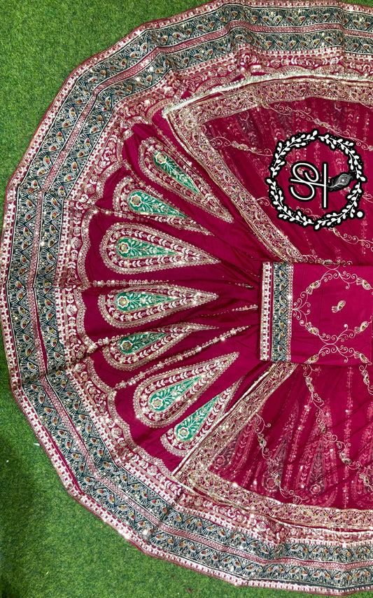 Designer 4 MTR Gher Crepe Silk Rajputi Poshak with Pure Humrahi Odhni & Vintage Zari Velvet Patch Work