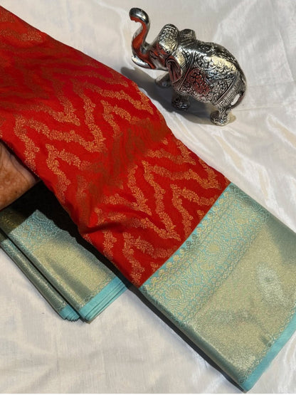 Red & Rama Green Semi Kanchipuram Silk Saree – Handwoven Traditional Saree