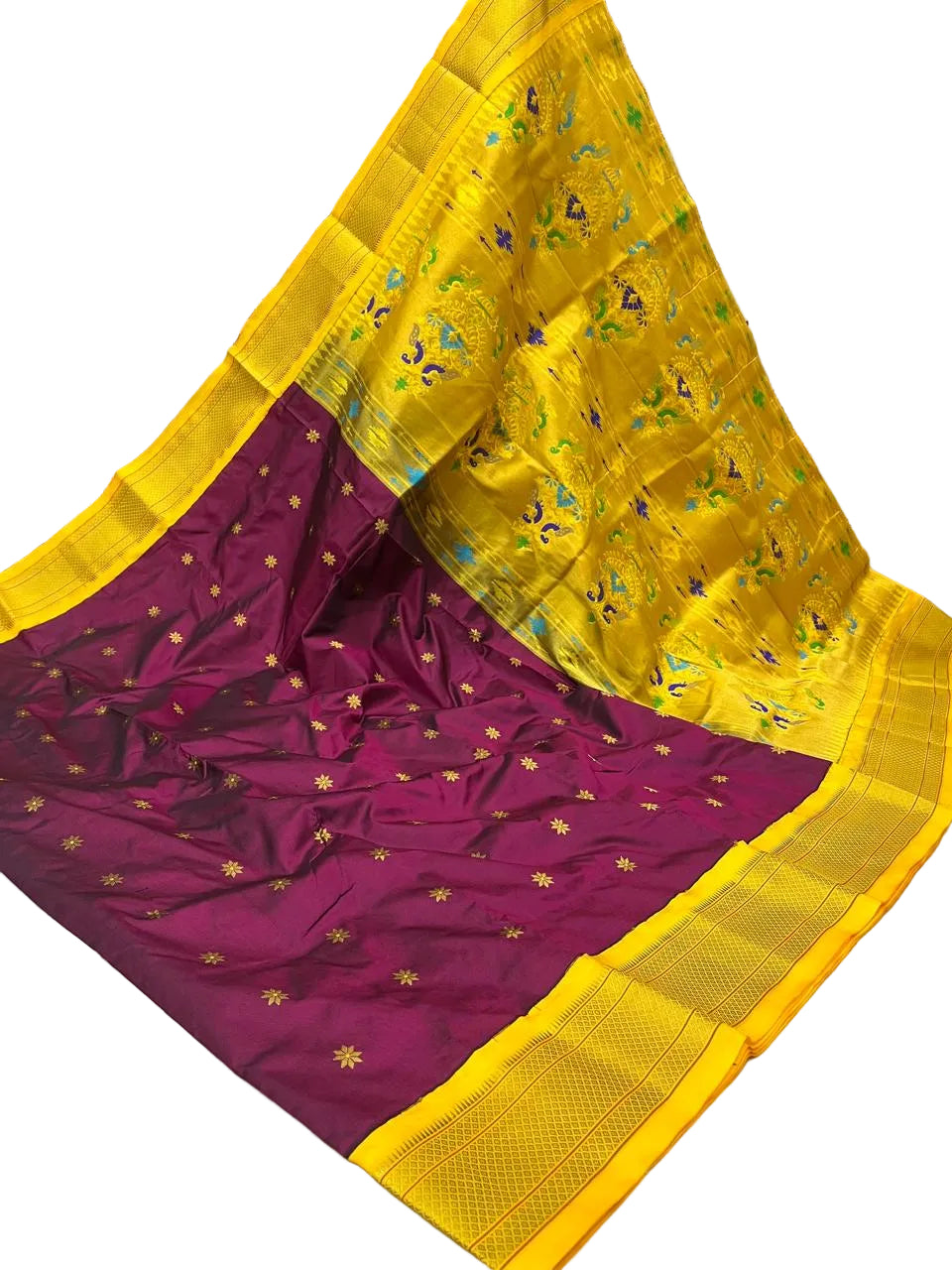 Pure Silk Kadiyal Paithani Saree with Peacock Design – Karnful Paithani