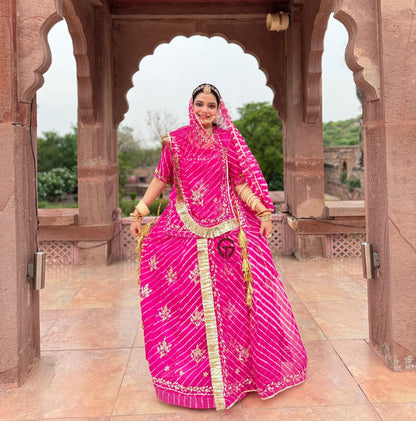 ELEGANT LAHRIYA POSHAK  RANI CLOUR
