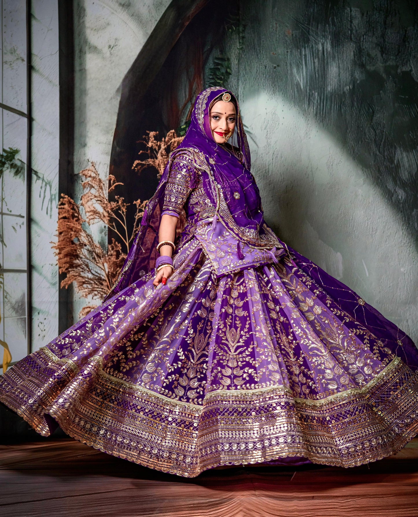Boutique Designer 4 Meter Ghera Royal Poshak – A Timeless Blend of Tradition and Elegance