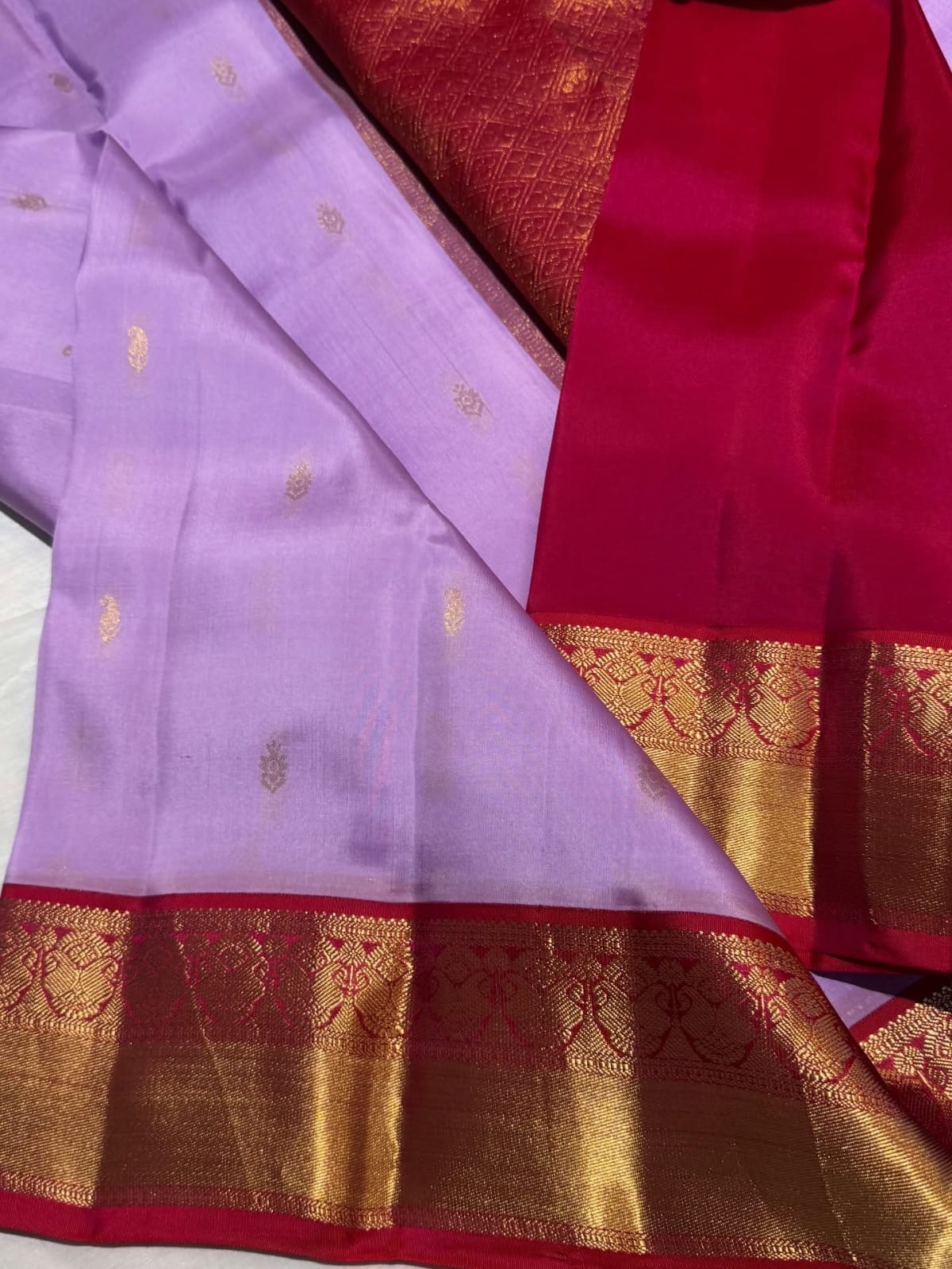 Mauve Rani Pink Kanjivaram Pure Silk Saree with Golden Work | Silk Mark Certified Bridal Saree