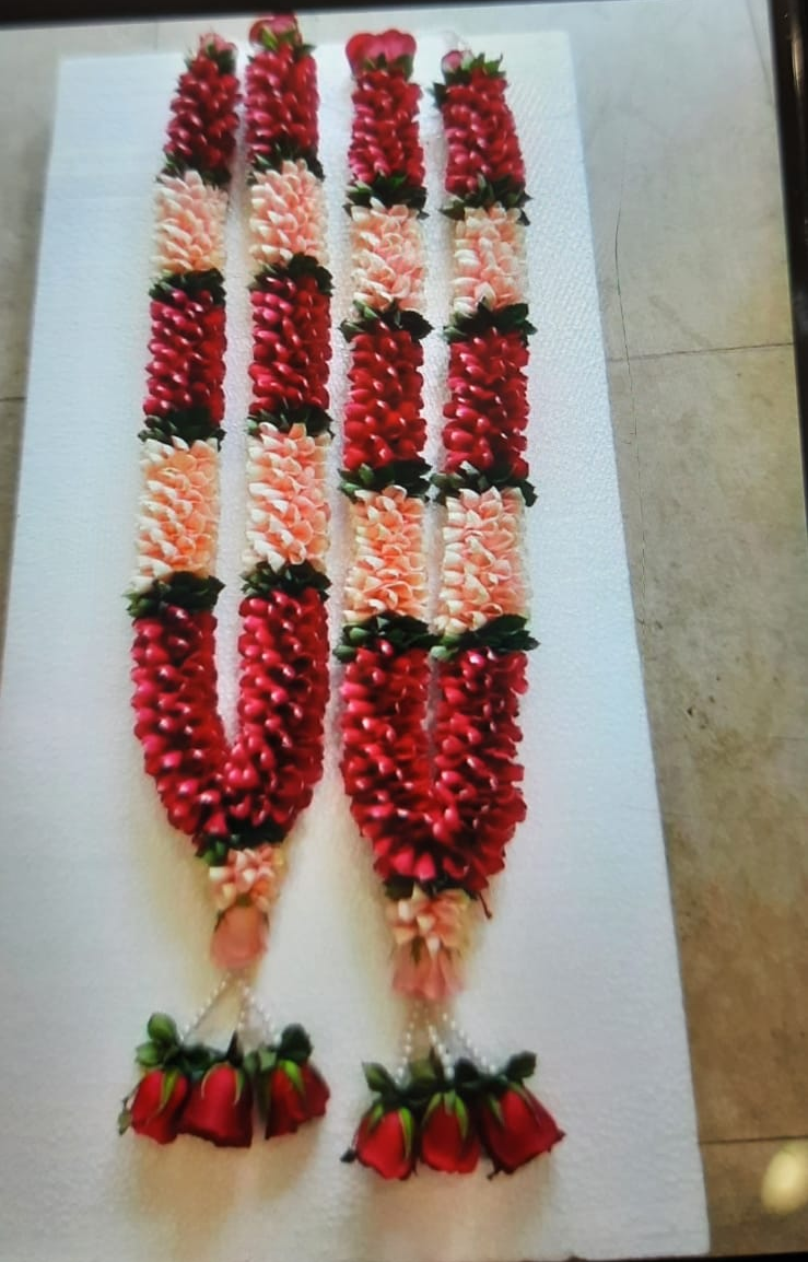 Fresh Flower Heavy Fancy Wedding Varmala / Garland Pair – Handcrafted Design, 5.5 ft