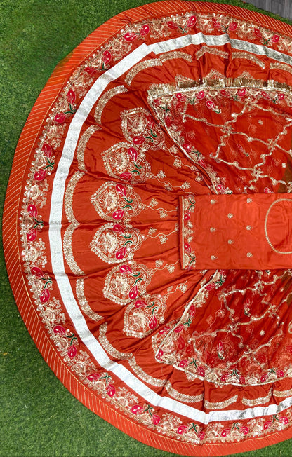DESIGHNER  4 MTR GHER CREPSILK pure odhna vintage style beautiful Rajputi poshak