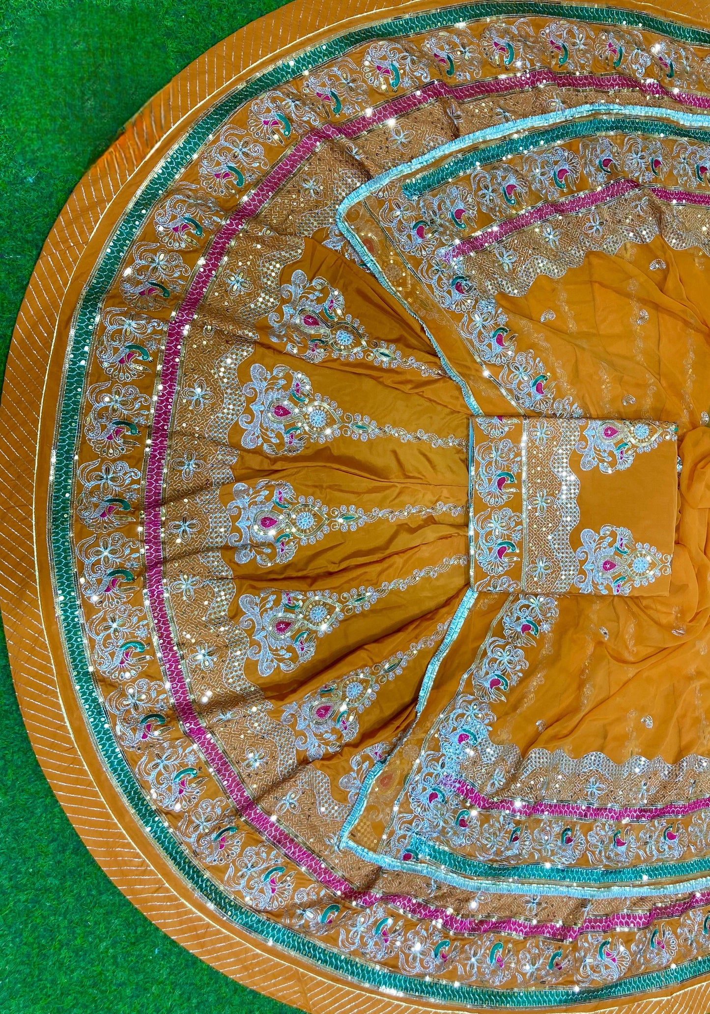 Designer 4 mt full gher vintage style  elegant Rajasthani poshak