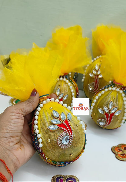 Decorative Sagun Nariyal for Godbharai (Pack of 2) | Traditional Baby Shower Ceremony Coconut