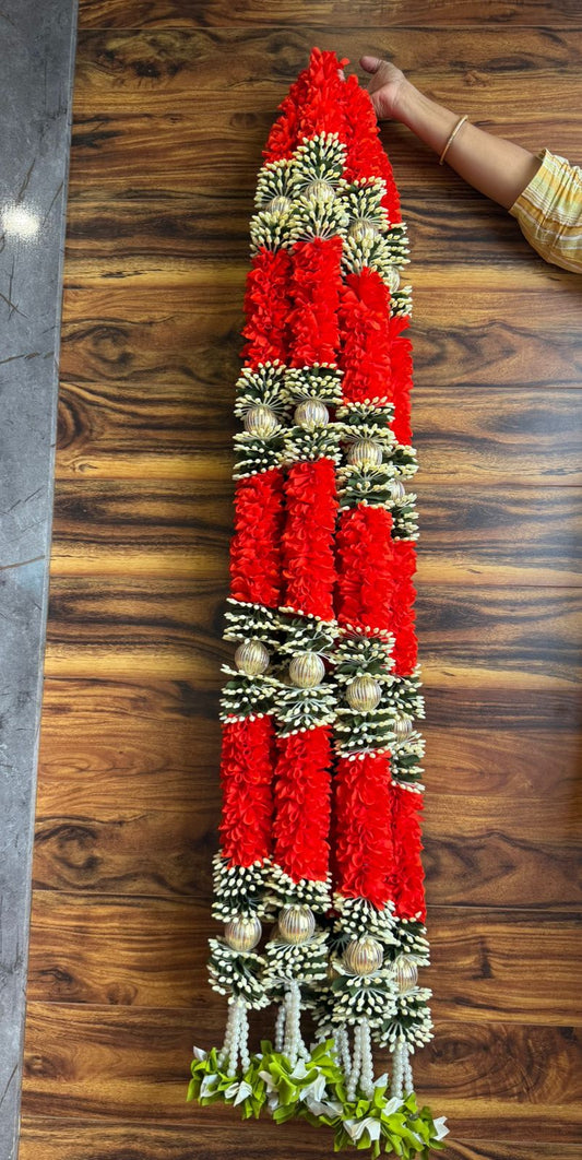 Very heavy hangings can be used as bandarwals also
60 inch height