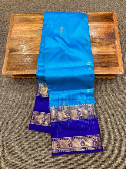 Kanjivaram Pure Silk Paithani Saree – Traditional Zari Border with Shoulder Butti & Contrast Blouse