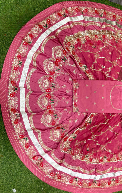 DESIGHNER  4 MTR GHER CREPSILK pure odhna vintage style beautiful Rajputi poshak