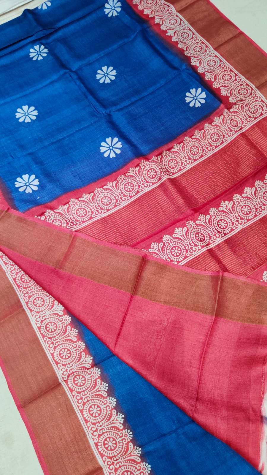 Handprinted Tussar Silk Saree – Silk Mark Certified with Running Blouse