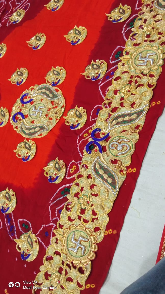 Traditional Pila Chunri –   Ojaria with Kolkata Zardosi Handwork