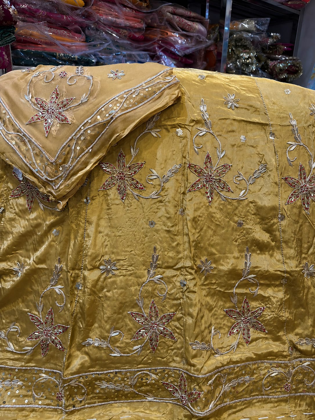 Heavy dabka jardoji handwork Natural silk Pyor odhna Rajasthani poshak