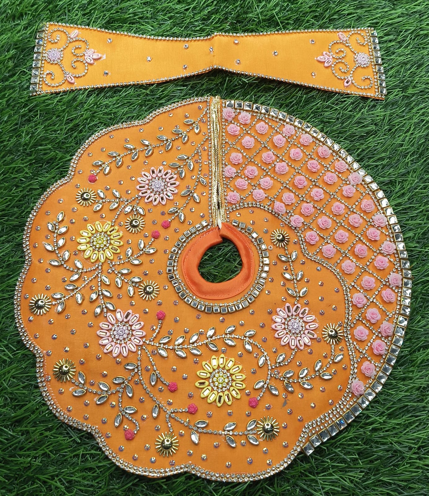 Handmade boutique Ladoo gopalji poshak 6 inch