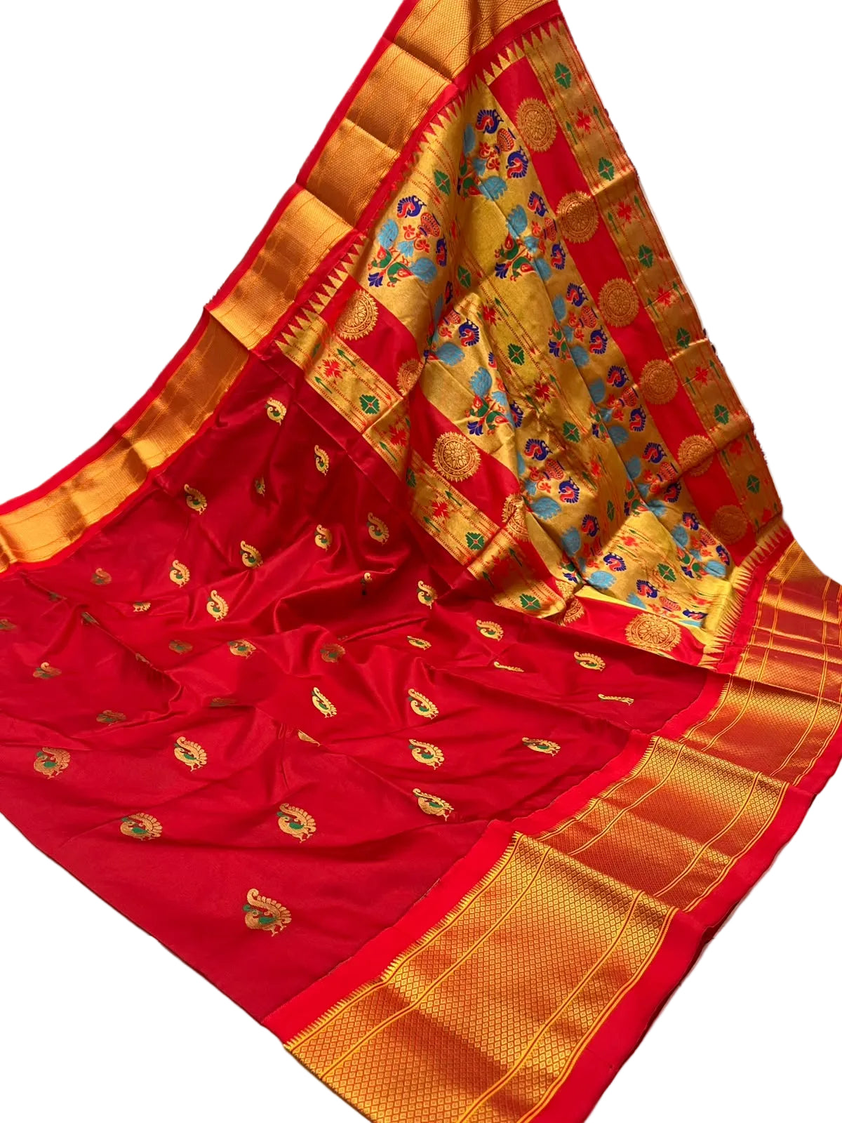 Exquisite Paithani Handwoven Pure Silk Saree – Certified Authentic Silk