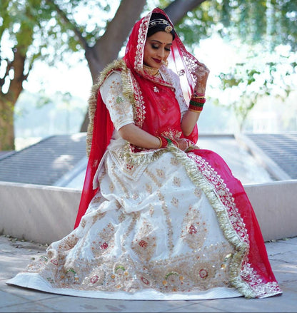 Heavy Fendi Silk Poshak with Jardoji Coding & Multi Zari Work | Stone Touch | Humrahi Contrast Odhna | Unstitched